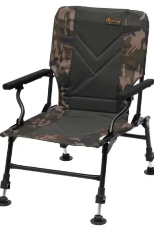 Commande En Gros Prologic Avenger Relax Camo Chair W/Armrests & Covers