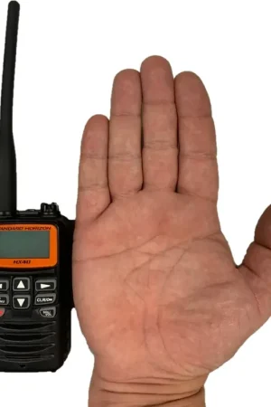 VHF portable HX40E - ultra compacte - étanche Bon Plan