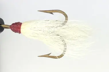 10 Flies - White Bucktail w/ Red Head on Bronze 2 Mustad Treble Hook Commander Vite