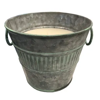 Seulement Aujourd'hui Large Distressed Citronella Candle Bucket