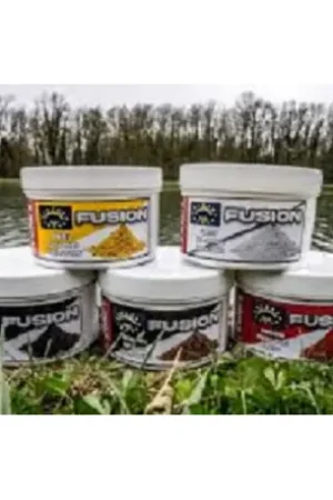 Authentique Colorant CHAMPION FEED fusion colors noir- 150gr