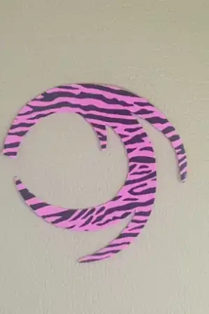 Jusqu'à Épuisement Des Stocks PACCHIARINI'S Dragon Tails L Fluo Pink barred