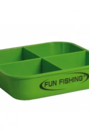 Boite à esches avec couvercle FUN FISHING A 4 compartiment 1/2L Achetez Aujourd'hui