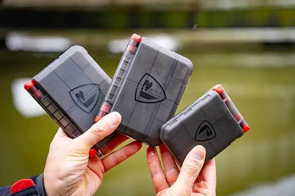 Boîte à Accessoires Fox Rage Dernière Chance
